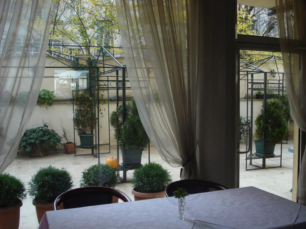 Kapri Hotel